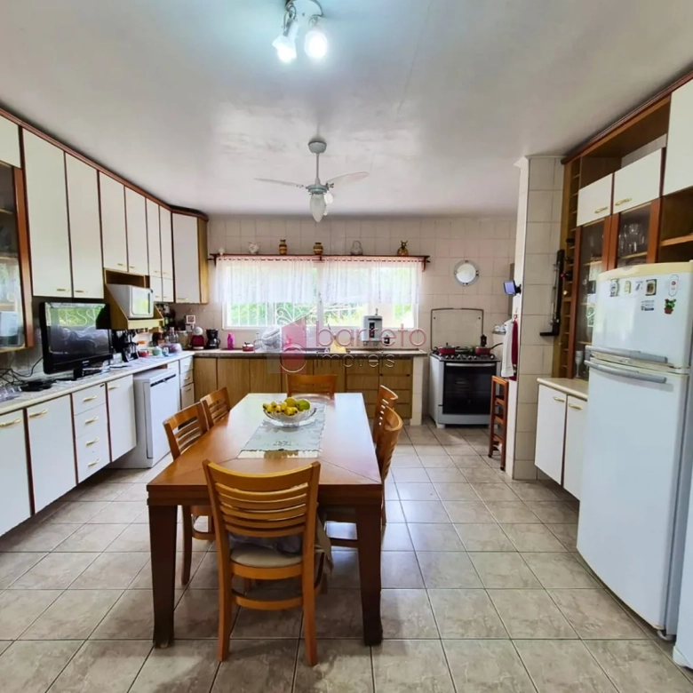 CHÁCARA PARA VENDA E LOCAÇÃO RESIDENCIAL NO BAIRRO IVOTURUCAIA – JUNDIAÍ/SP
