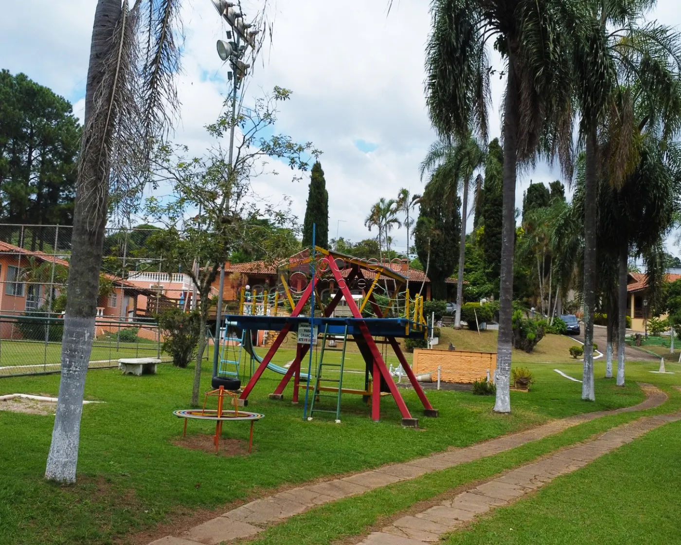 CHÁCARA PARA VENDA E LOCAÇÃO RESIDENCIAL NO BAIRRO IVOTURUCAIA – JUNDIAÍ/SP