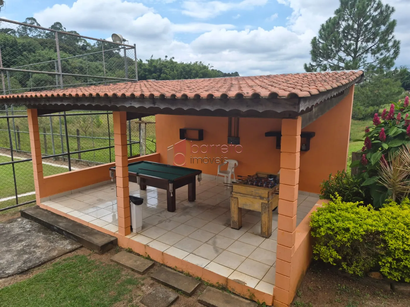 CHÁCARA PARA VENDA E LOCAÇÃO RESIDENCIAL NO BAIRRO IVOTURUCAIA – JUNDIAÍ/SP