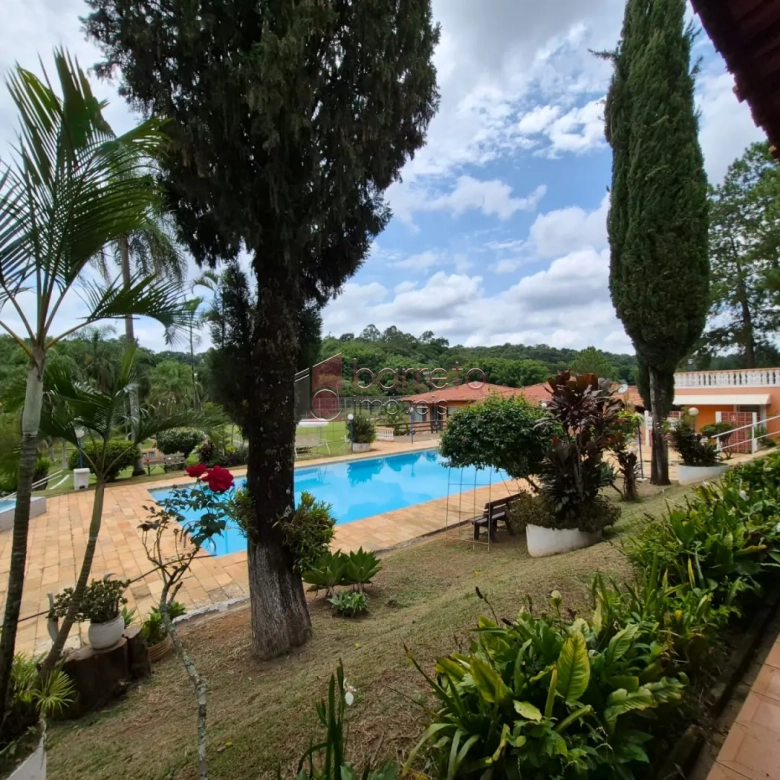 CHÁCARA PARA VENDA E LOCAÇÃO RESIDENCIAL NO BAIRRO IVOTURUCAIA – JUNDIAÍ/SP