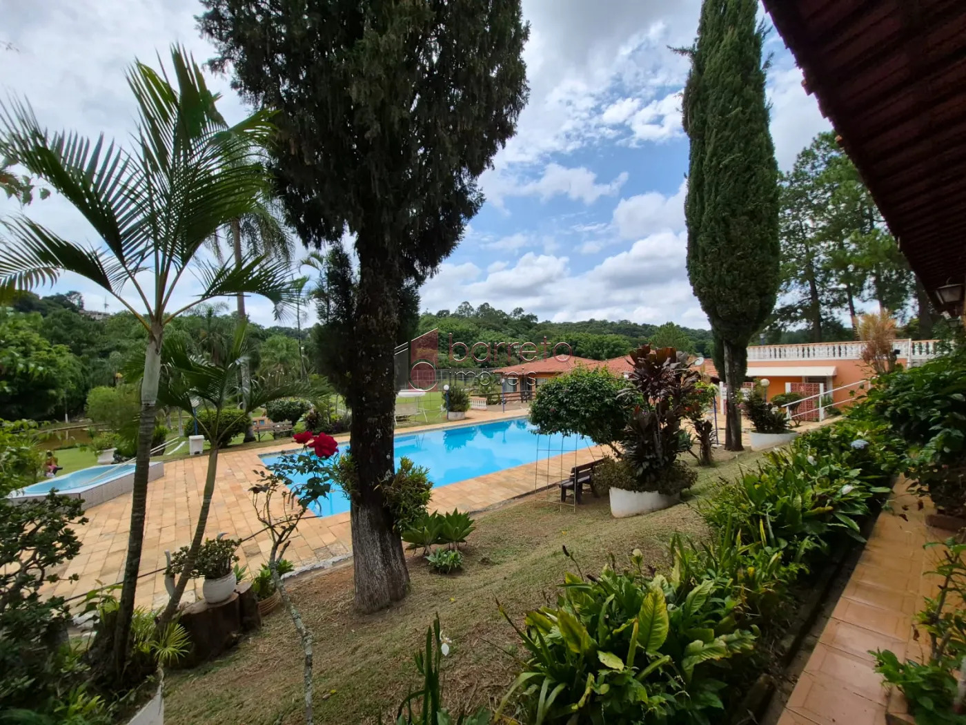 CHÁCARA PARA VENDA E LOCAÇÃO RESIDENCIAL NO BAIRRO IVOTURUCAIA – JUNDIAÍ/SP