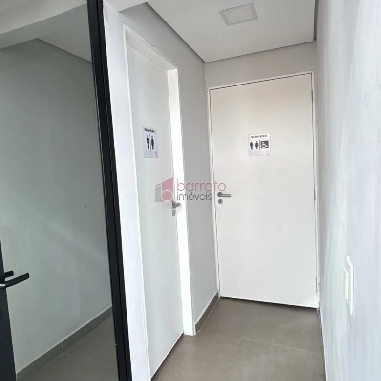 CASA COMERCIAL COM ESTRUTURA DE COWORKING À VENDA NO ANHANGABAÚ EM JUNDIAÍ/SP