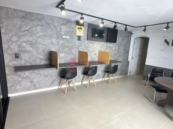 CASA COMERCIAL COM ESTRUTURA DE COWORKING À VENDA NO ANHANGABAÚ EM JUNDIAÍ/SP