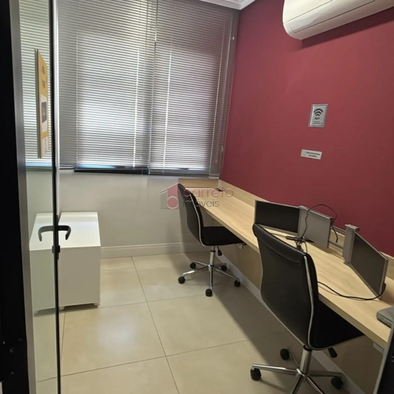 CASA COMERCIAL COM ESTRUTURA DE COWORKING À VENDA NO ANHANGABAÚ EM JUNDIAÍ/SP