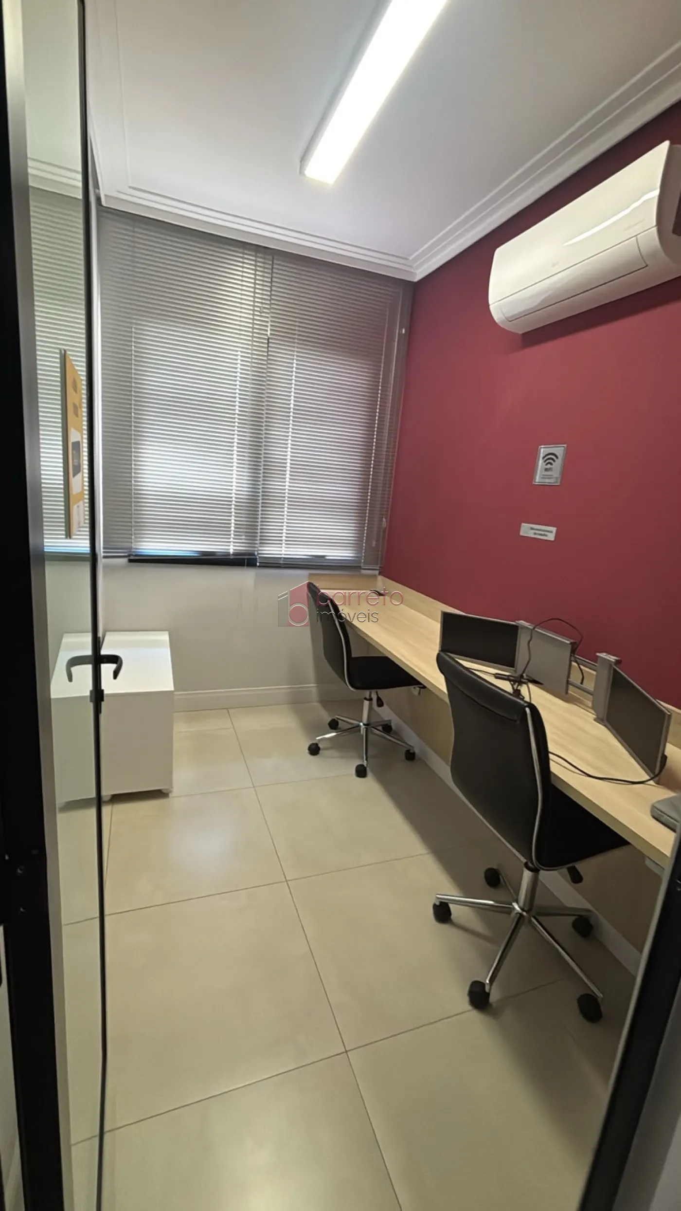 CASA COMERCIAL COM ESTRUTURA DE COWORKING À VENDA NO ANHANGABAÚ EM JUNDIAÍ/SP