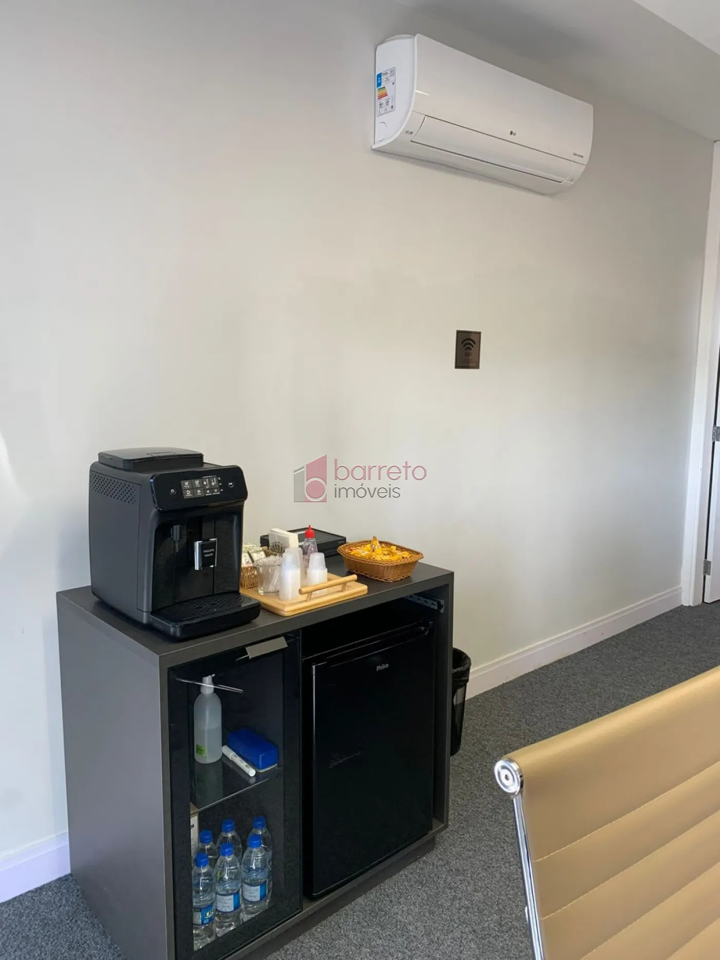 CASA COMERCIAL COM ESTRUTURA DE COWORKING À VENDA NO ANHANGABAÚ EM JUNDIAÍ/SP