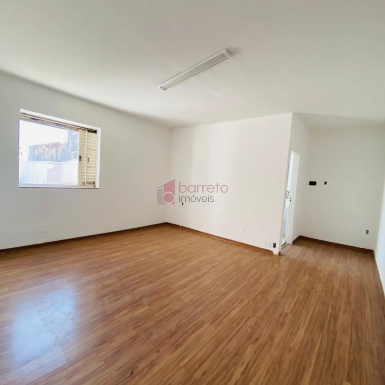 SOBRADO COMERCIAL PARA LOCAÇÃO NO BAIRRO VILA ARENS – JUNDIAÍ/SP