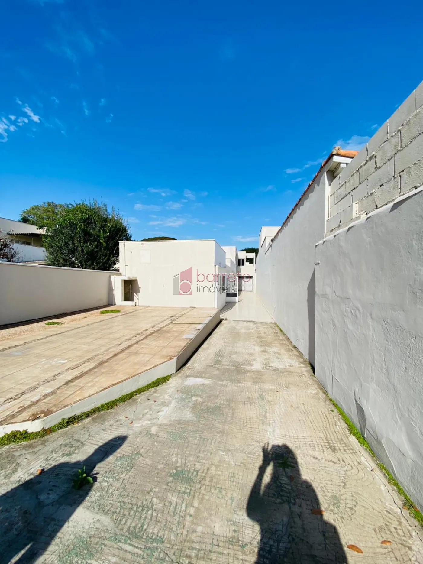 SOBRADO COMERCIAL PARA LOCAÇÃO NO BAIRRO VILA ARENS – JUNDIAÍ/SP