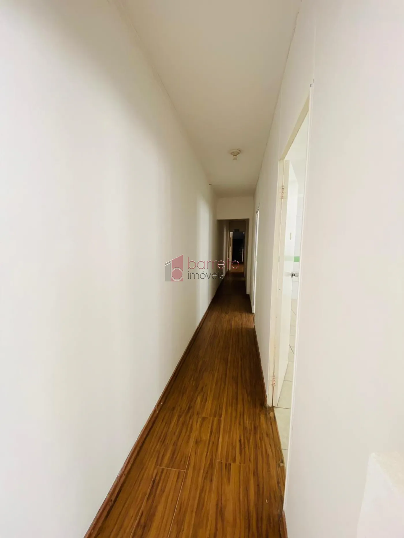 SOBRADO COMERCIAL PARA LOCAÇÃO NO BAIRRO VILA ARENS – JUNDIAÍ/SP