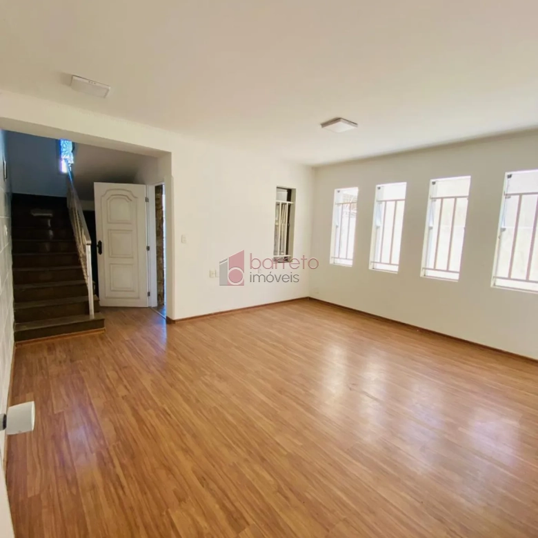 SOBRADO COMERCIAL PARA LOCAÇÃO NO BAIRRO VILA ARENS – JUNDIAÍ/SP