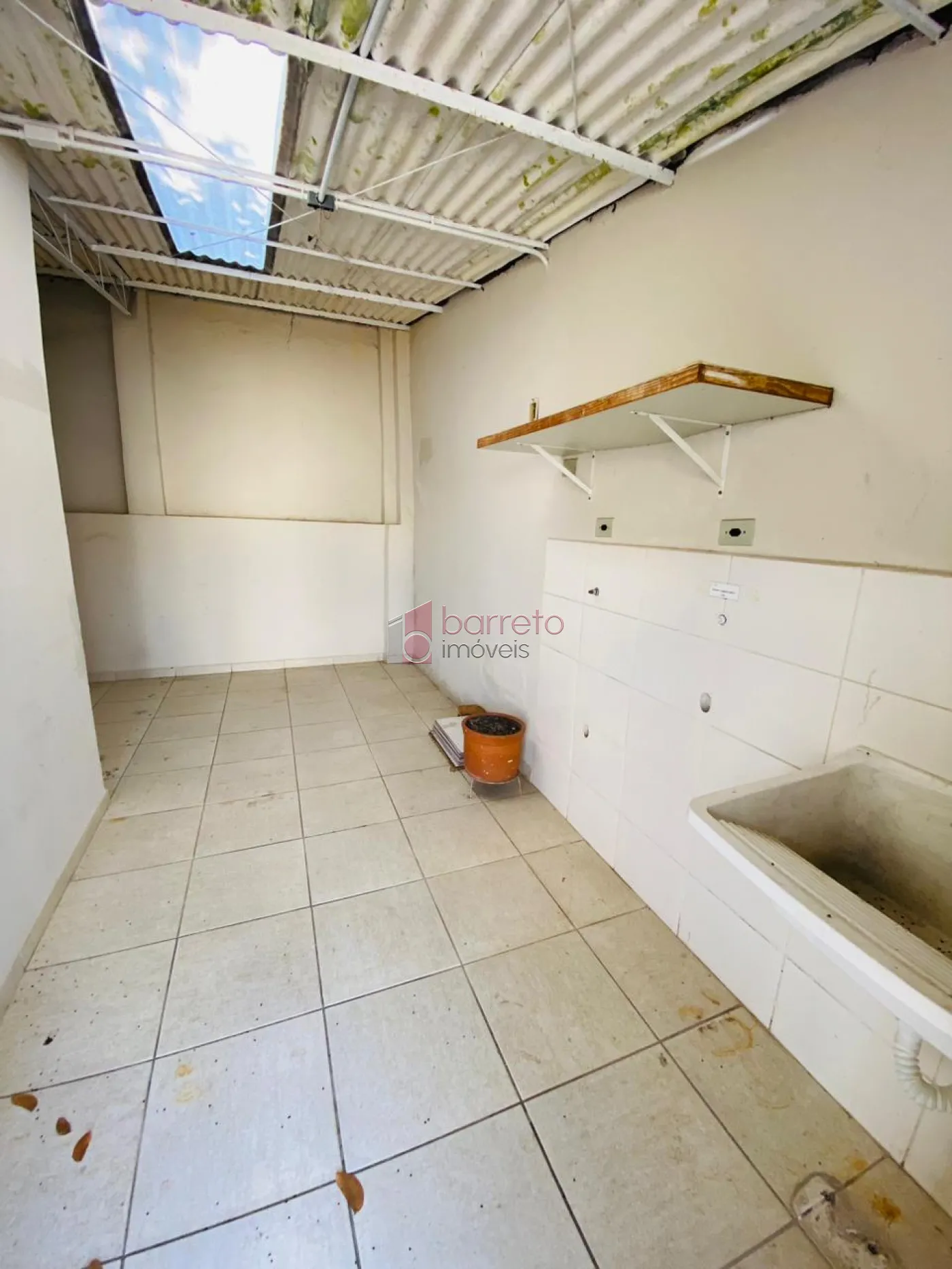 SOBRADO COMERCIAL PARA LOCAÇÃO NO BAIRRO VILA ARENS – JUNDIAÍ/SP