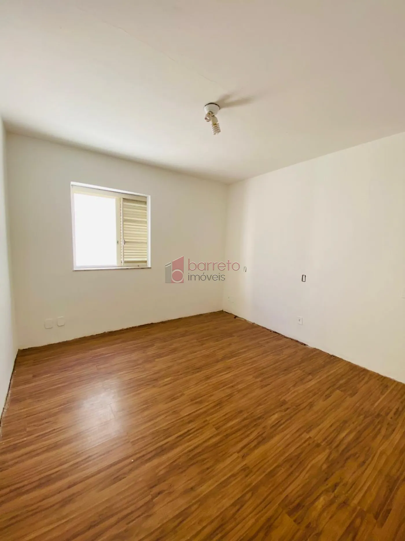 SOBRADO COMERCIAL PARA LOCAÇÃO NO BAIRRO VILA ARENS – JUNDIAÍ/SP