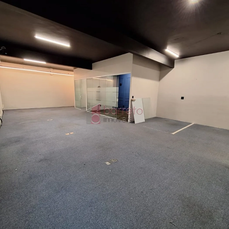 SALÃO TÉRREO COMERCIAL PARA LOCAÇÃO NO JARDIM MESSINA – JUNDIAÍ/SP