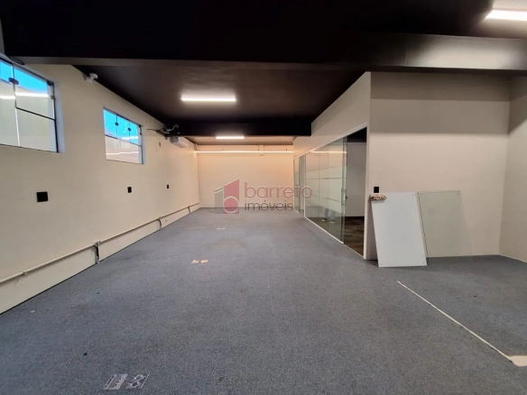 SALÃO TÉRREO COMERCIAL PARA LOCAÇÃO NO JARDIM MESSINA – JUNDIAÍ/SP