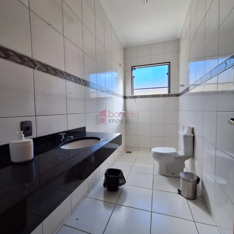SALÃO TÉRREO COMERCIAL PARA LOCAÇÃO NO JARDIM MESSINA – JUNDIAÍ/SP