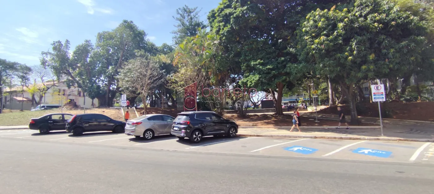 SALA COMERCIAL PARA LOCAÇÃO NO EDIFÍCIO MILÃO NO CENTRO – JUNDIAÍ/SP