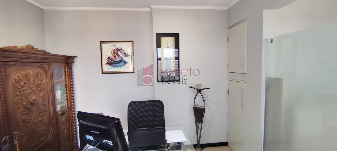 SALA COMERCIAL PARA LOCAÇÃO NO EDIFÍCIO MILÃO NO CENTRO – JUNDIAÍ/SP