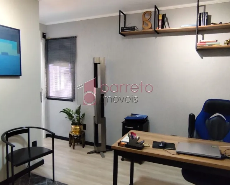 SALA COMERCIAL PARA LOCAÇÃO NO EDIFÍCIO MILÃO NO CENTRO – JUNDIAÍ/SP