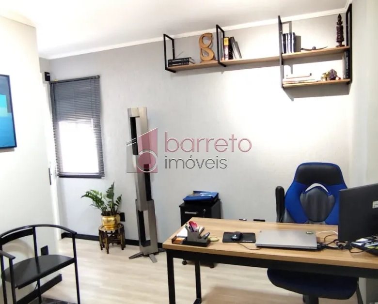 SALA COMERCIAL PARA LOCAÇÃO NO EDIFÍCIO MILÃO NO CENTRO – JUNDIAÍ/SP