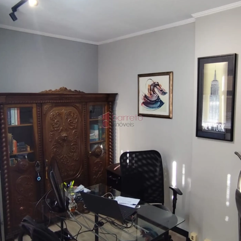 SALA COMERCIAL PARA LOCAÇÃO NO EDIFÍCIO MILÃO NO CENTRO – JUNDIAÍ/SP