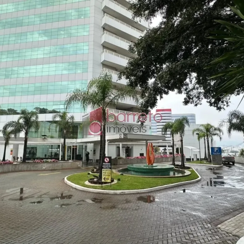 SALA TÉRREA PARA LOCAÇÃO E VENDA NO EDIFÍCIO GOLDEN OFFICE BUSINESS & MALL – JUNDIAÍ/SP