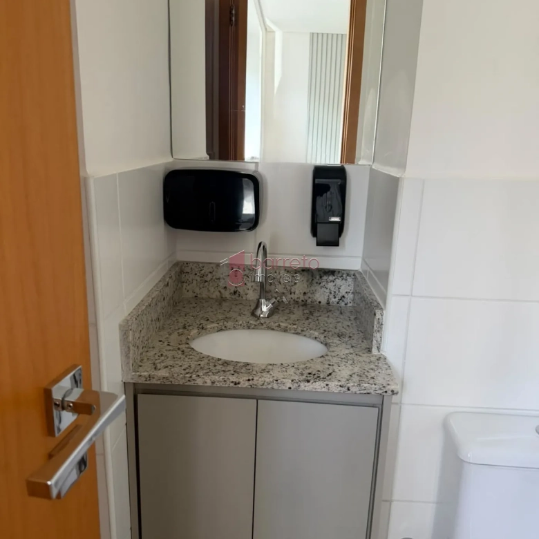 SALA COMERCIAL PARA LOCAÇÃO NO EDIFÍCIO UFFIZZI MEDICAL & BUSINESS CENTER – JUNDIAÍ/SP
