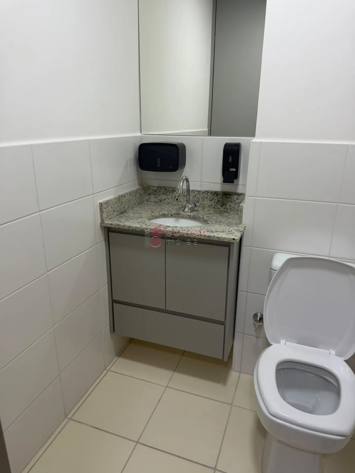 SALA COMERCIAL PARA LOCAÇÃO NO EDIFÍCIO UFFIZZI MEDICAL & BUSINESS CENTER – JUNDIAÍ/SP