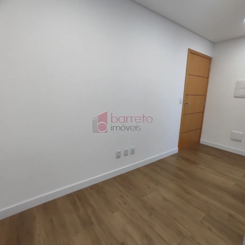 SALA COMERCIAL À VENDA NO CONDOMÍNIO UFFIZI MEDICAL & BUSINESS CENTER NO CENTRO DE JUNDIAÍ/SP