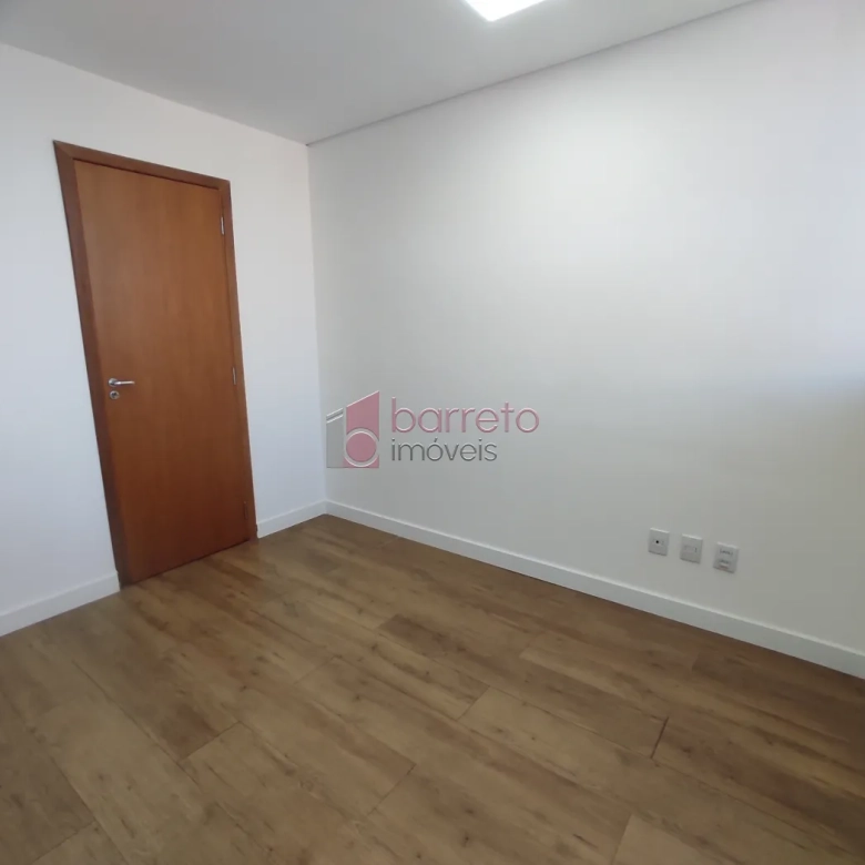 SALA COMERCIAL À VENDA NO CONDOMÍNIO UFFIZI MEDICAL & BUSINESS CENTER NO CENTRO DE JUNDIAÍ/SP