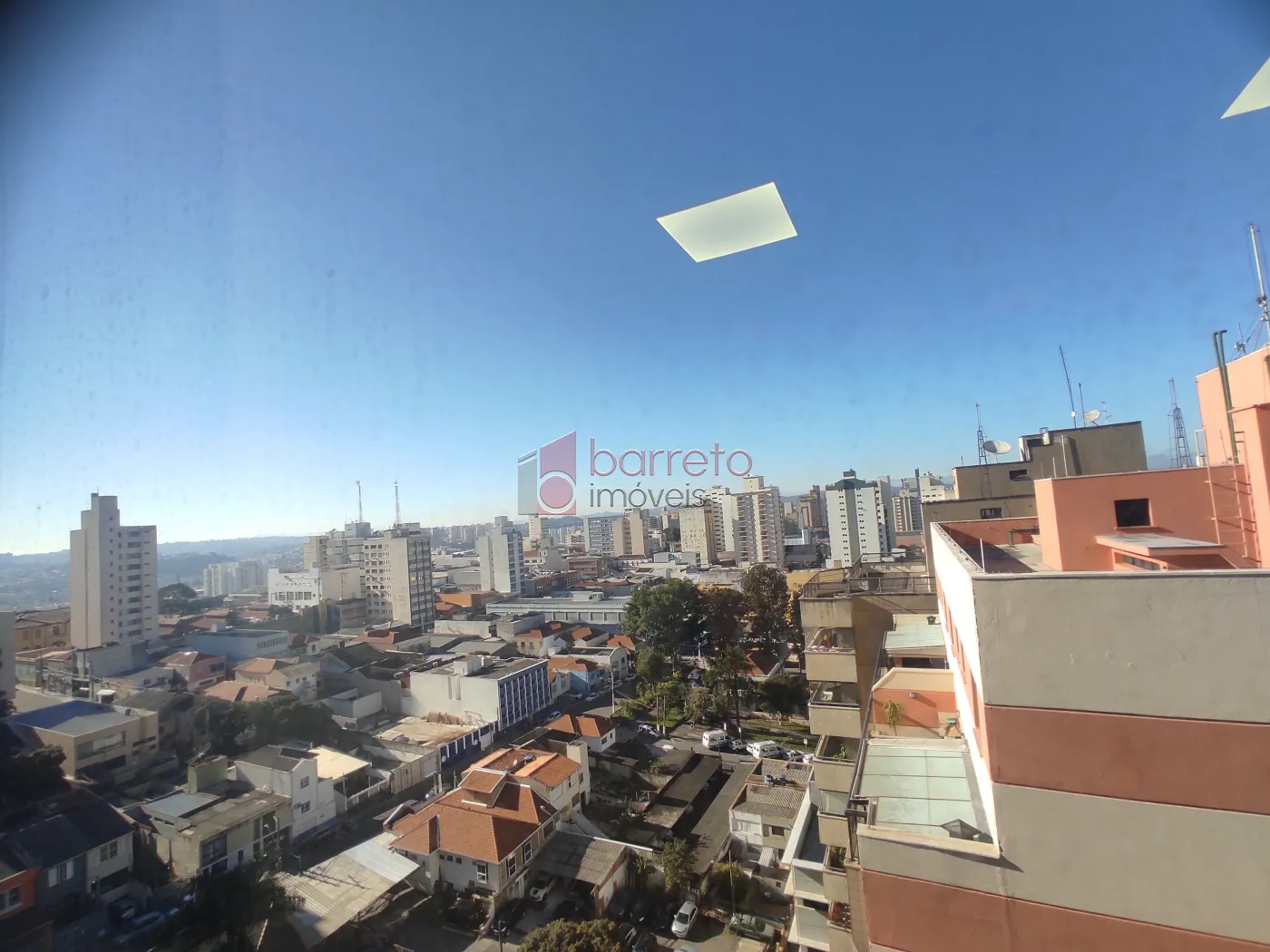 SALA COMERCIAL À VENDA NO CONDOMÍNIO UFFIZI MEDICAL & BUSINESS CENTER NO CENTRO DE JUNDIAÍ/SP