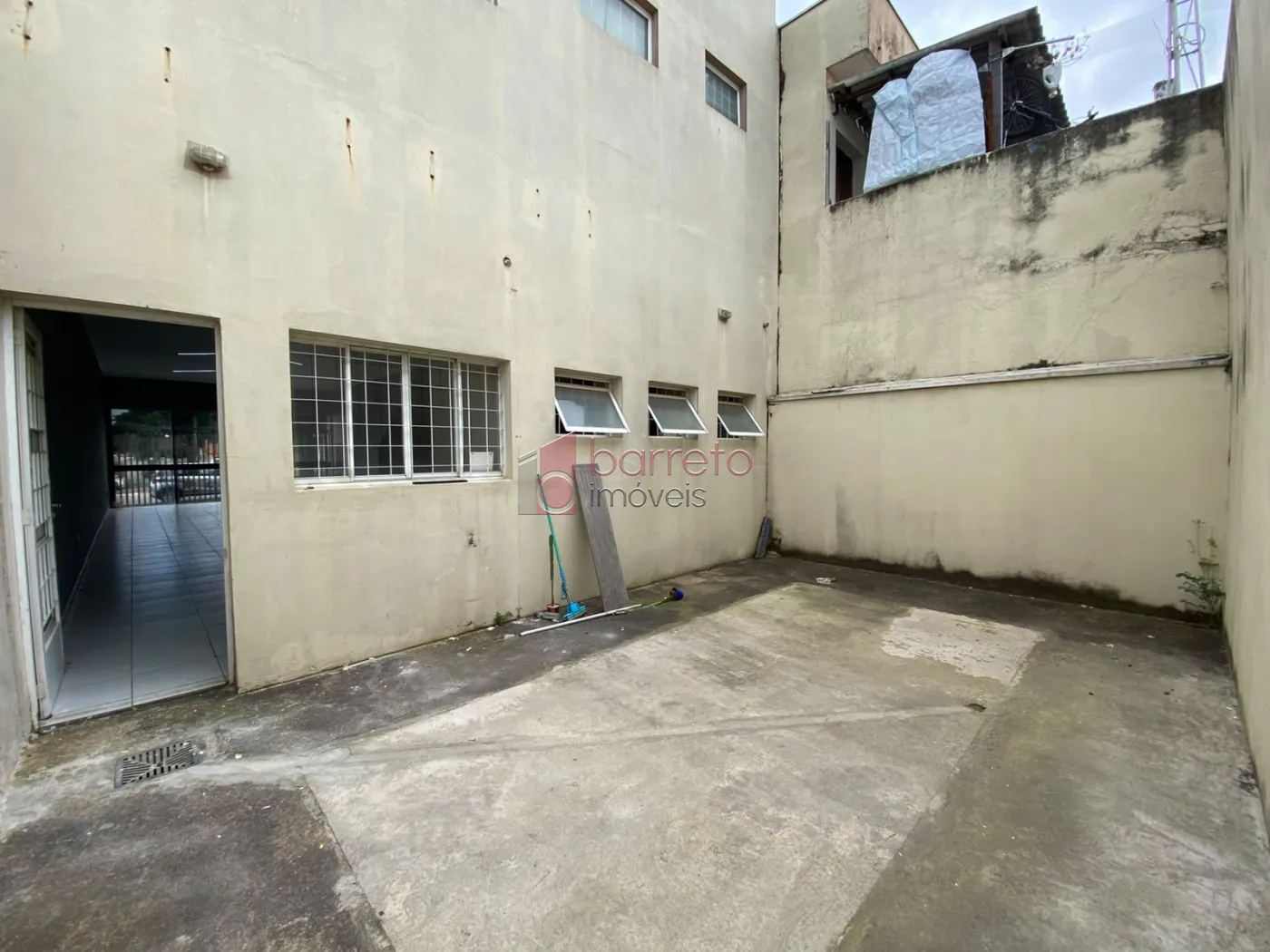 SALÃO COMERCIAL PARA LOCAÇÃO NO BAIRRO CIDADE SANTOS DUMONT – JUNDIAÍ/SP