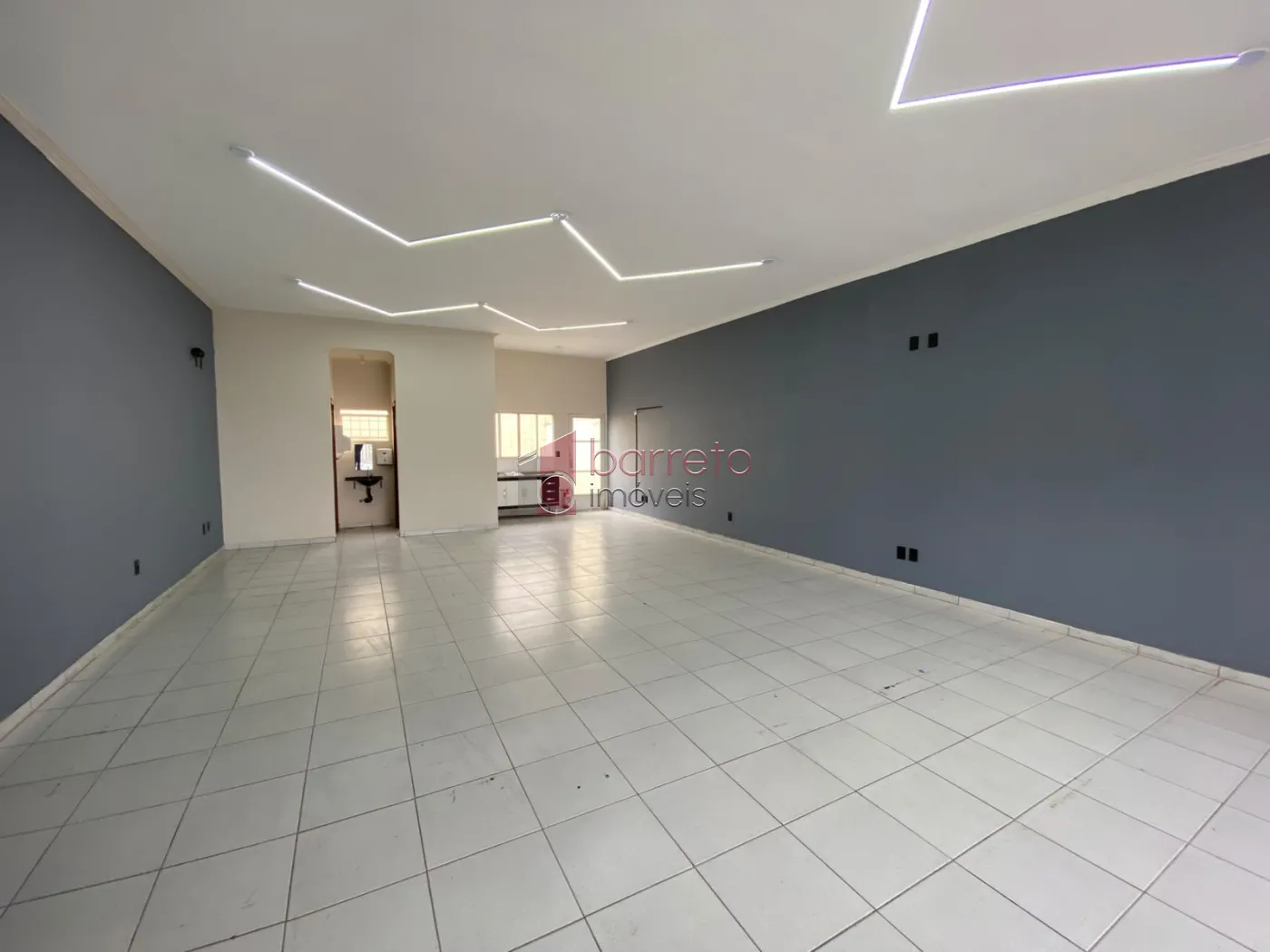 SALÃO COMERCIAL PARA LOCAÇÃO NO BAIRRO CIDADE SANTOS DUMONT – JUNDIAÍ/SP