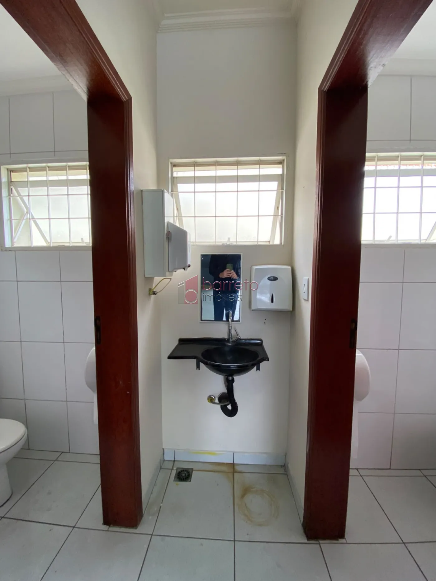 SALÃO COMERCIAL PARA LOCAÇÃO NO BAIRRO CIDADE SANTOS DUMONT – JUNDIAÍ/SP