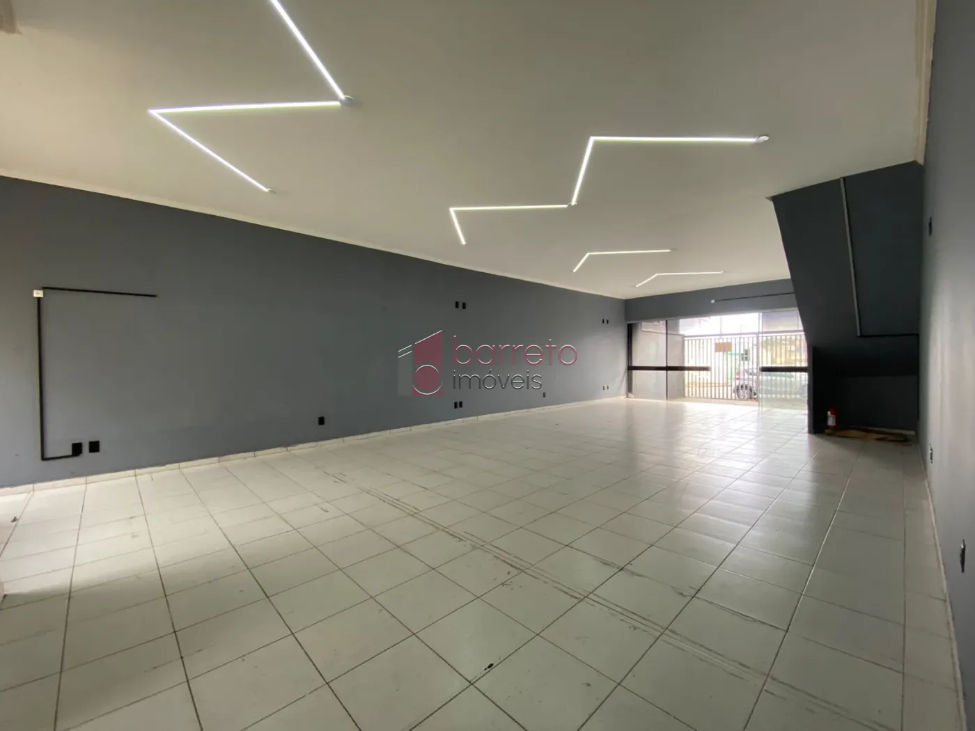 SALÃO COMERCIAL PARA LOCAÇÃO NO BAIRRO CIDADE SANTOS DUMONT – JUNDIAÍ/SP
