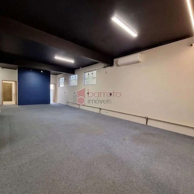 SALÃO TÉRREO COMERCIAL PARA LOCAÇÃO NO JARDIM MESSINA – JUNDIAÍ/SP