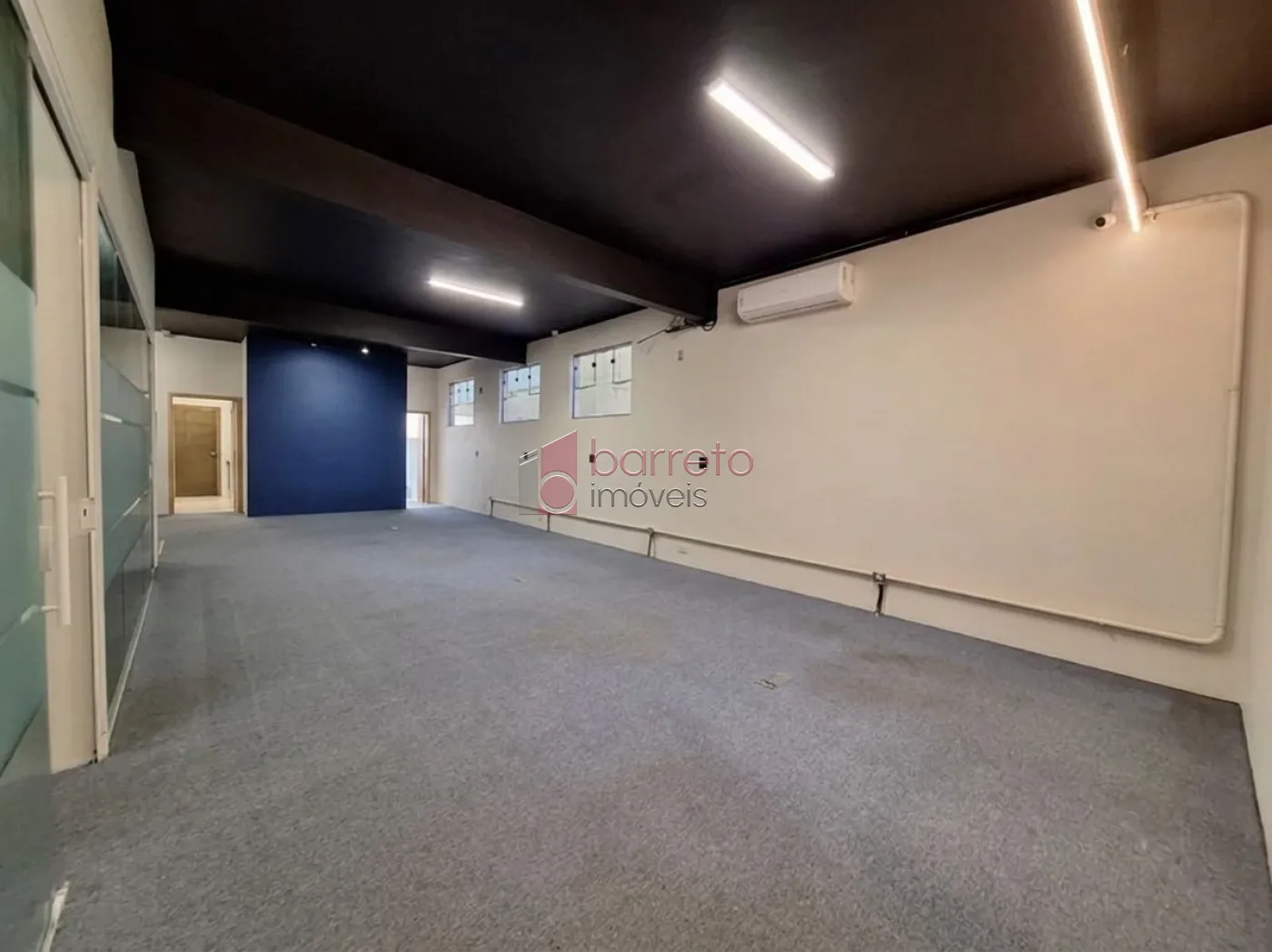 SALÃO TÉRREO COMERCIAL PARA LOCAÇÃO NO JARDIM MESSINA – JUNDIAÍ/SP