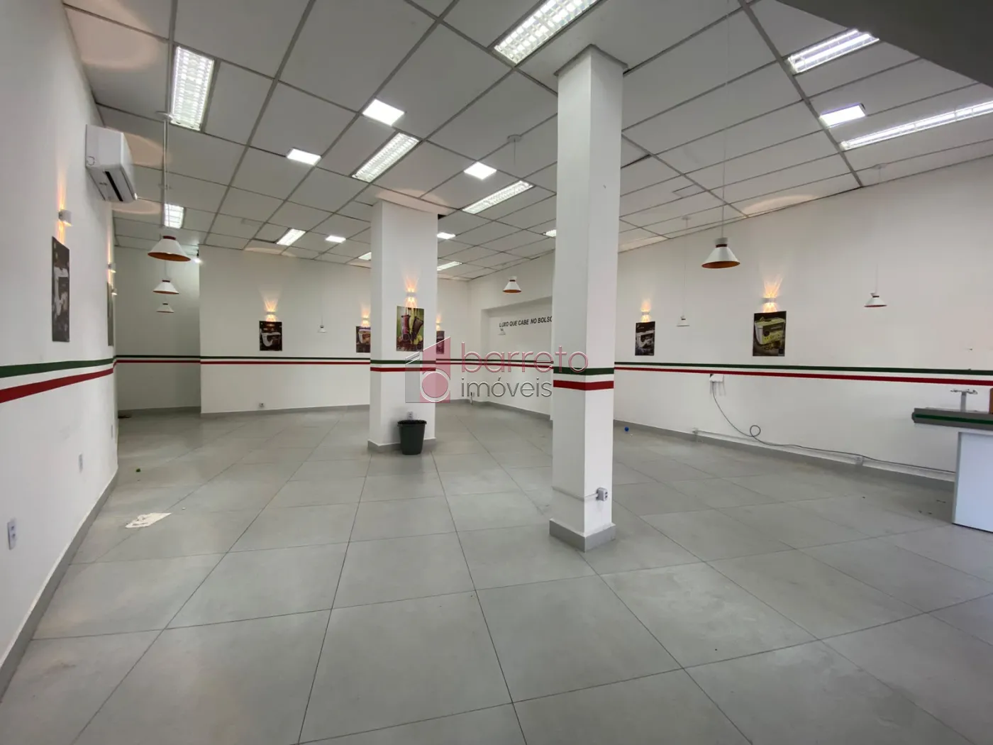 SALÃO COMERCIAL PARA LOCAÇÃO NO BAIRRO JARDIM PITANGUEIRAS I – JUNDIAÍ/SP