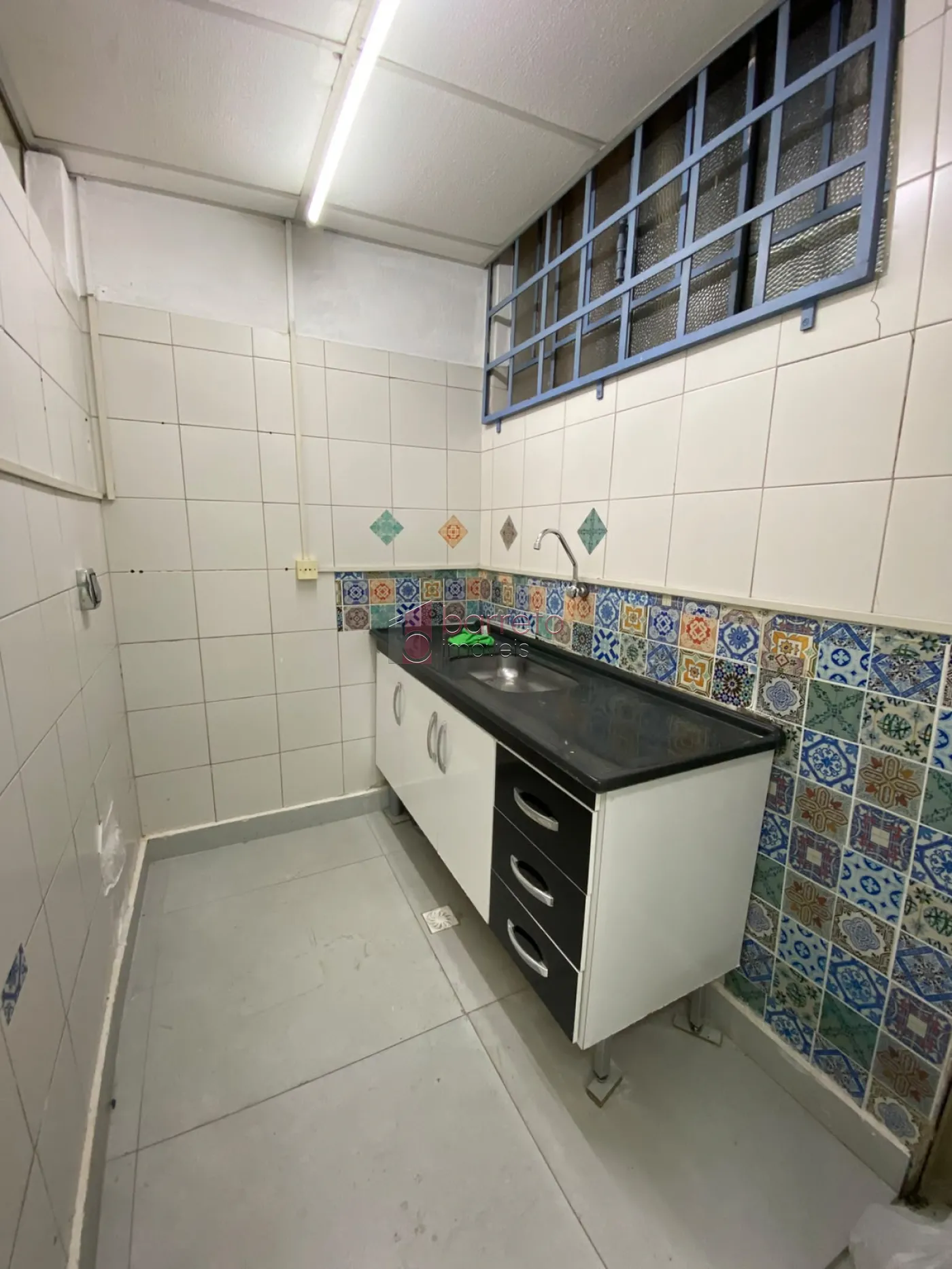 SALÃO COMERCIAL PARA LOCAÇÃO NO BAIRRO JARDIM PITANGUEIRAS I – JUNDIAÍ/SP