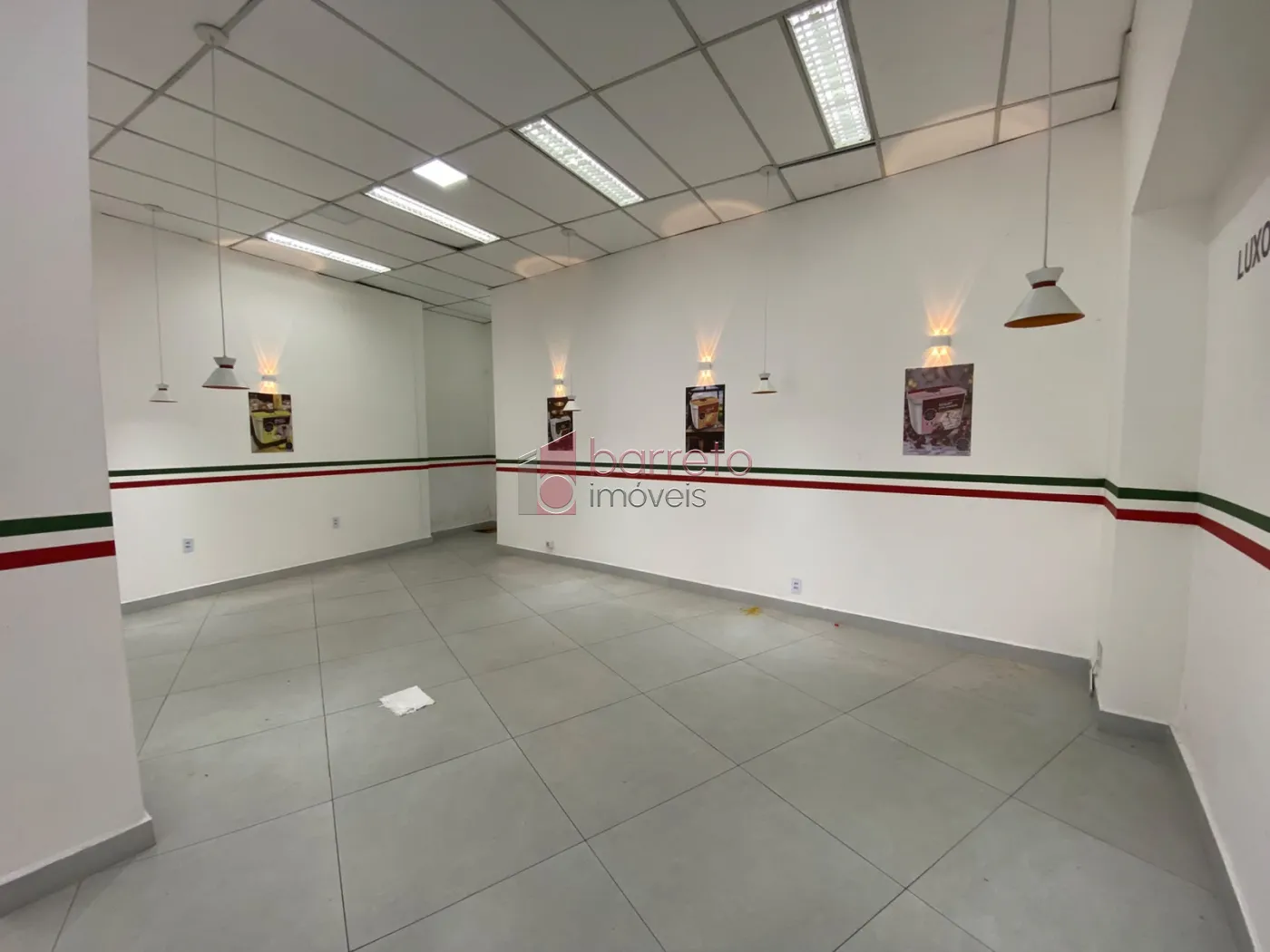 SALÃO COMERCIAL PARA LOCAÇÃO NO BAIRRO JARDIM PITANGUEIRAS I – JUNDIAÍ/SP
