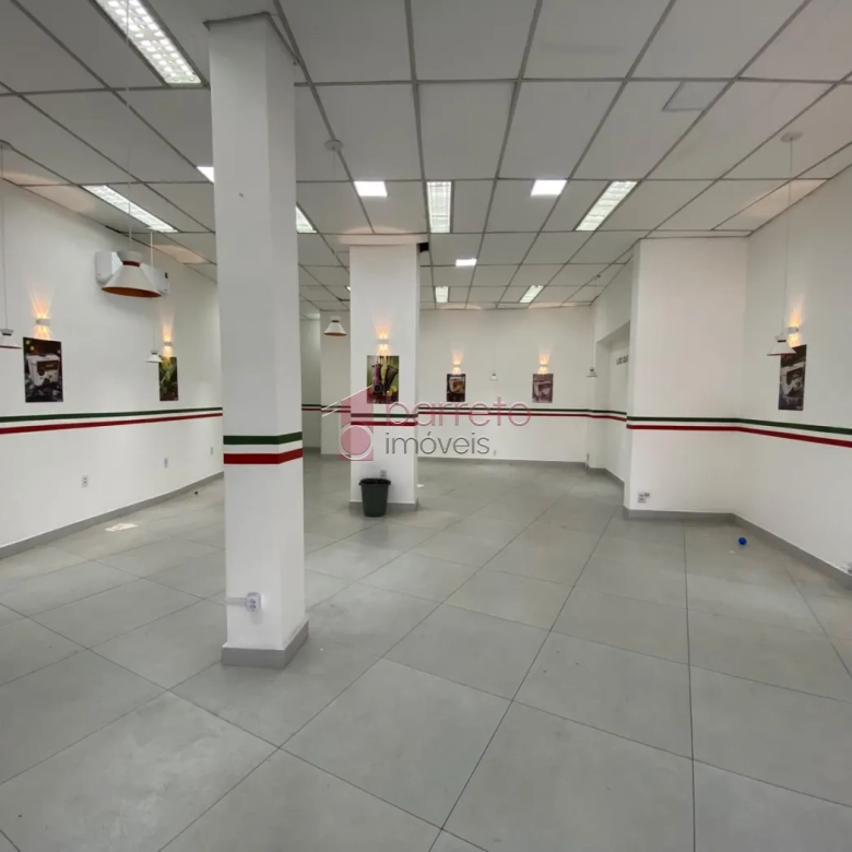 SALÃO COMERCIAL PARA LOCAÇÃO NO BAIRRO JARDIM PITANGUEIRAS I – JUNDIAÍ/SP