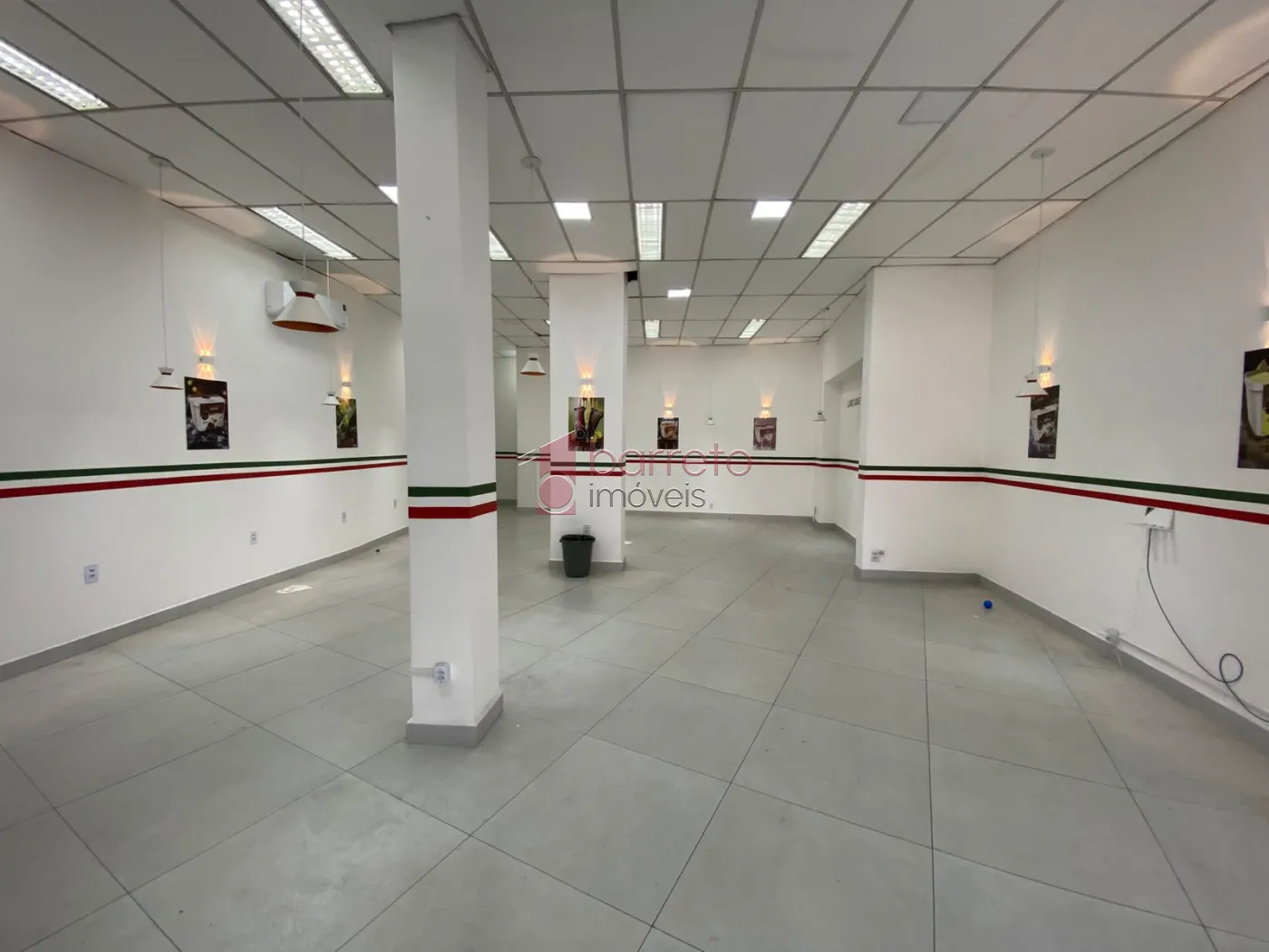 SALÃO COMERCIAL PARA LOCAÇÃO NO BAIRRO JARDIM PITANGUEIRAS I – JUNDIAÍ/SP