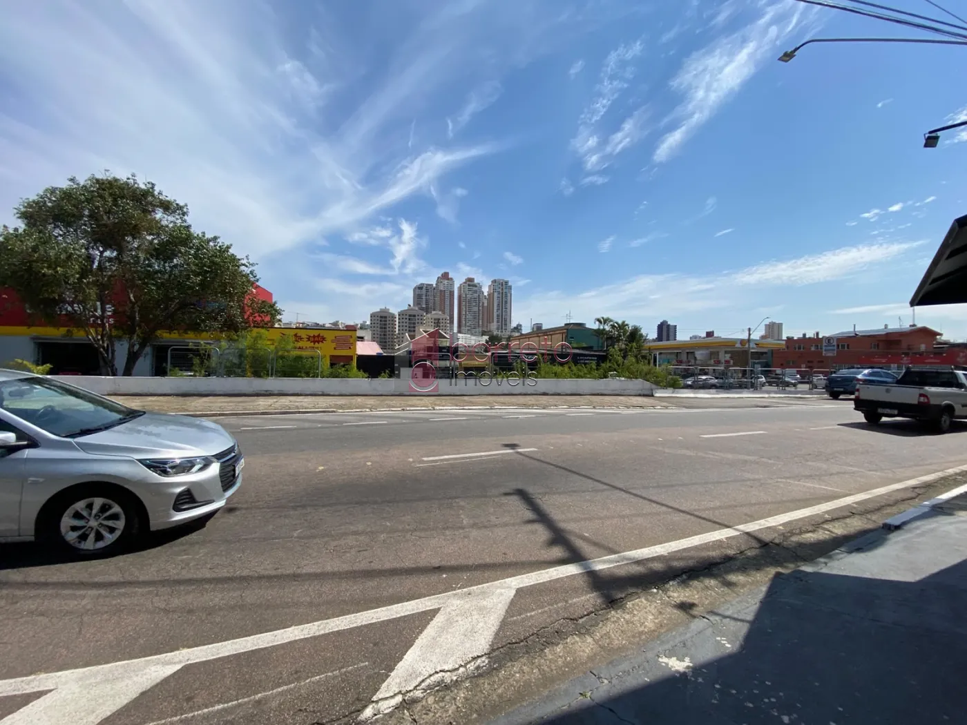 SALÃO COMERCIAL PARA LOCAÇÃO NO BAIRRO JARDIM PITANGUEIRAS I – JUNDIAÍ/SP