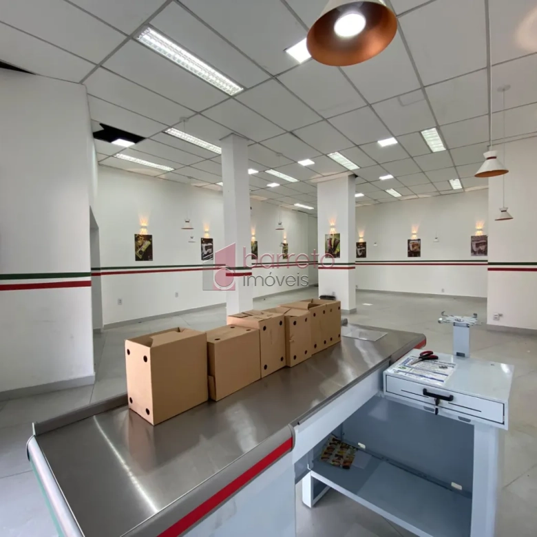 SALÃO COMERCIAL PARA LOCAÇÃO NO BAIRRO JARDIM PITANGUEIRAS I – JUNDIAÍ/SP