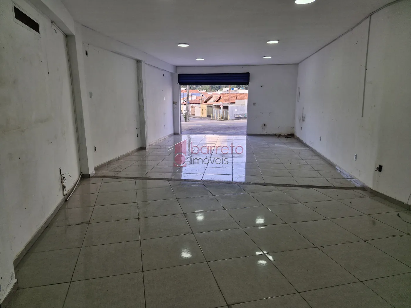 SALÃO COMERCIAL PARA LOCAÇÃO E VENDA NA VILA GARCIA NA VILA RAMI – JUNDIAÍ/SP