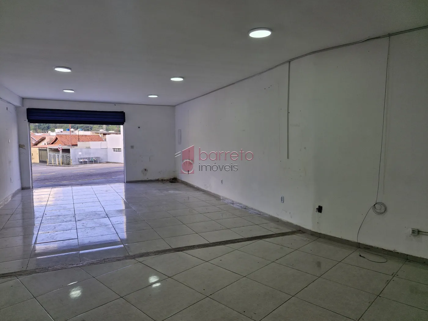 SALÃO COMERCIAL PARA LOCAÇÃO E VENDA NA VILA GARCIA NA VILA RAMI – JUNDIAÍ/SP
