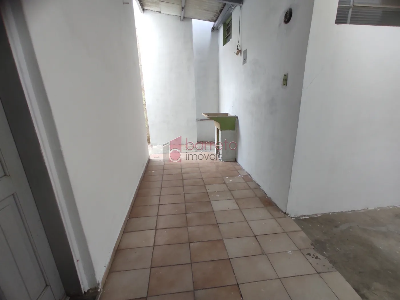 SALÃO COMERCIAL PARA LOCAÇÃO E VENDA NA PONTE SÃO JOÃO – JUNDIAÍ/SP