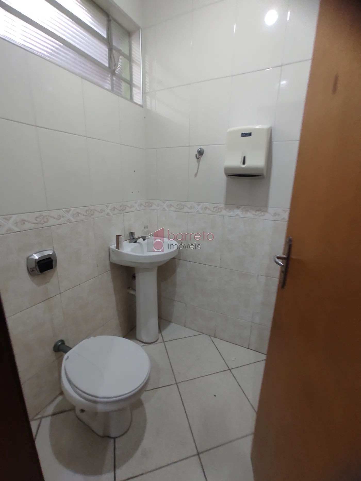 SALÃO COMERCIAL PARA LOCAÇÃO E VENDA NA PONTE SÃO JOÃO – JUNDIAÍ/SP
