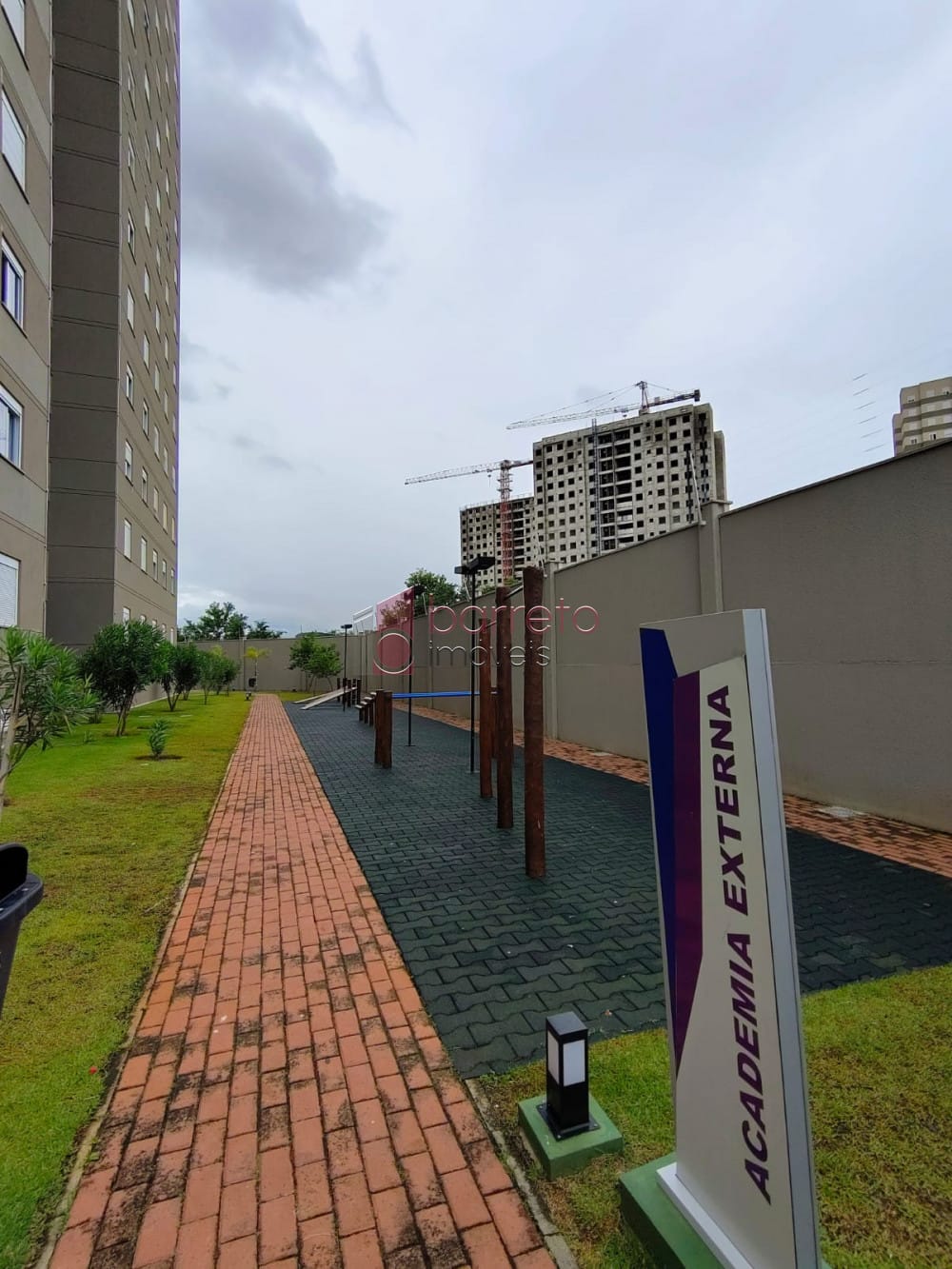 APARTAMENTO  PARA LOCAÇÃO E VENDA NO CONDOMÍNIO TORRES DE OZANAN – JUNDIAÍ/SP