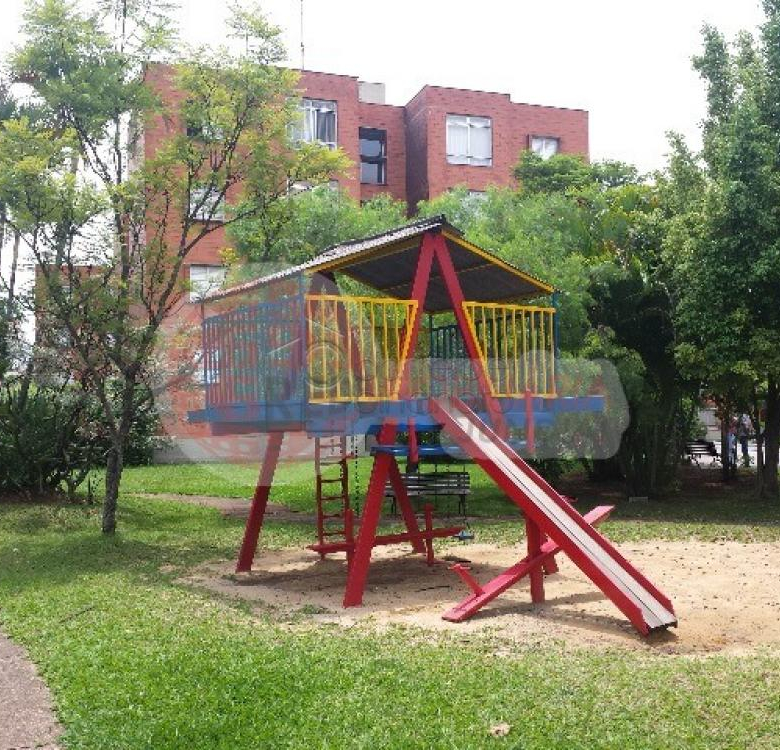 APARTAMENTO À VENDA NO CONDOMÍNIO PARQUE DAS FLORES – JARDIM PITANGUEIRAS EM JUNDIAÍ/SP
