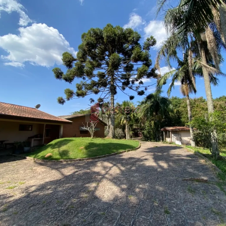 SÍTIO SEMI MOBILIADO PARA LOCAÇÃO NO BAIRRO SANTA CLARA – JUNDIAÍ SP
